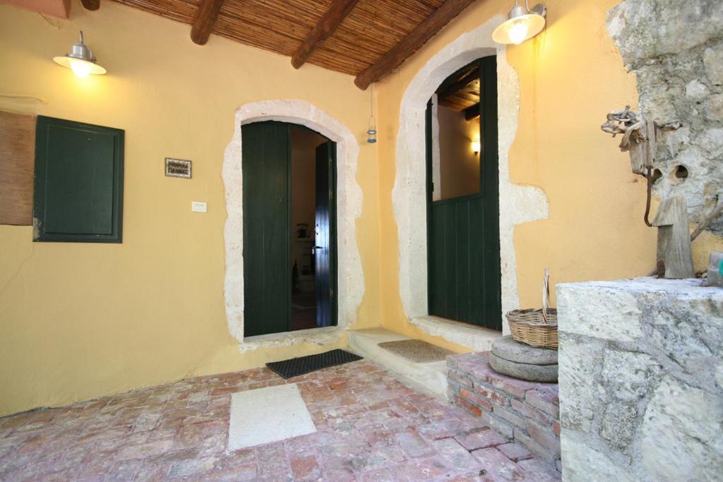 Agathes Traditional Houses Kástellos 객실 사진